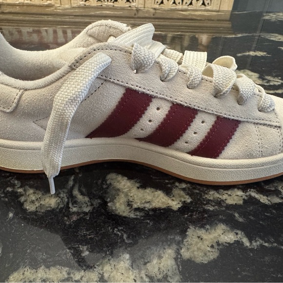 Adidas Beige and Burgundy Sneakers - Picture 4 of 6